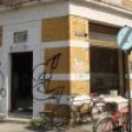 Georg-Schwarz-Stra&szlig;e: Haustaucher kredenzen Kaffee Schwarz | K�nftiges �Kaffee Schwarz�.  Foto: Gernot Borriss