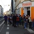 Leipzig liest in der Georg-Schwarz-Stra&szlig;e, am 16.03.2013 | Andrang vor dem Fundbuero am Buchmessetag in der GSS im Jahr 2012 / Foto: Daniela Nu�