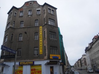 Ein Ausbauhaus in der Georg-Schwarz-Straße | Das Ausbauhaus in der GSS / Foto: Enrico Engelhardt