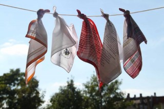 Ein kleines Revival für die Taschentuchdiele | Taschentücher warten auf Geschichten / Foto: prosawerkstatt