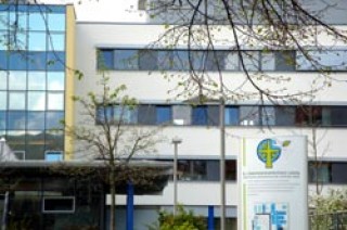 Feierliches und Nachdenkliches zum Umzug: Evangelische Krankenhausgruppe verlegt Sitz nach Leipzig | Diakonissenkrankenhaus / Foto: Gerrnot Borriss