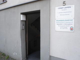 Stadt stockt Etat für Obdachlosentreff auf | Der Treffpunkt für Wohnungslose in der Rückmarsdorfer Straße 5 / Foto: Enrico Engelhardt