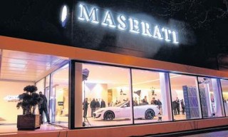 Bildinhalt: Erstes Maserati-Haus in Ostdeutschland | Neues Schaufenster am Autostandort Leutzsch / Foto: André Kempner