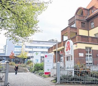  Dickes Lob für drei Leipziger Krankenhäuser |  Das Evangelische Diakonissenkrankenhaus in Lindenau. /  Foto: André Kempner