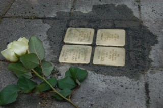 Zwei Stolpersteine für Dora und Michael Kohs | Bildrechte: Enrico Engelhardt