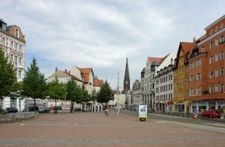 Vorbereitung zur Infoveranstaltung Lindenauer Markt-Studie | Foto: Roland Beer